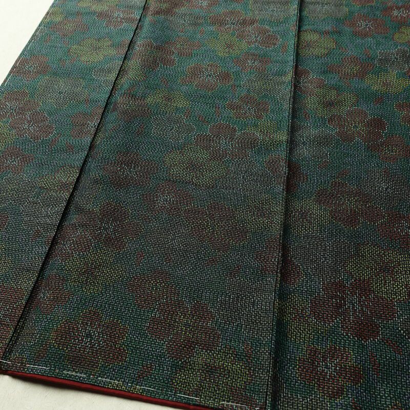 紬 良品 しつけ糸付き 正絹 花柄 袷仕立て 身丈155cm 裄丈63.5cm 着物 緑・うぐいす色_画像4