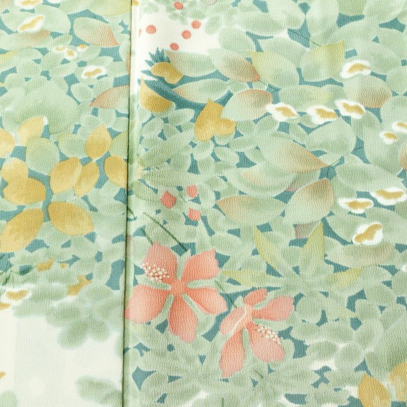 小紋 縮緬 総柄 正絹 木の葉・植物柄 袷仕立て 身丈151cm 裄丈65cm リサイクル着物 着物 カジュアル 緑・うぐいす色_画像6