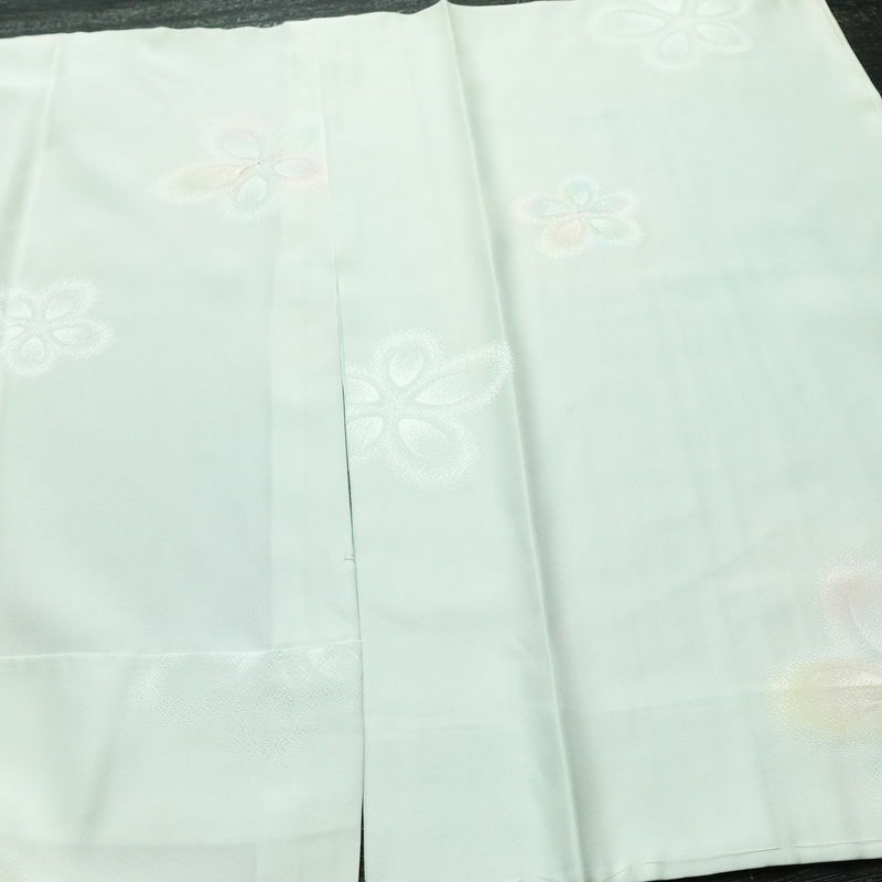 長襦袢 良品 正絹 花柄 袖無双・胴抜き 身丈123.5cm 裄丈63.5cm 一部しつけ糸付き フォーマル 上品 緑・うぐいす色_画像10