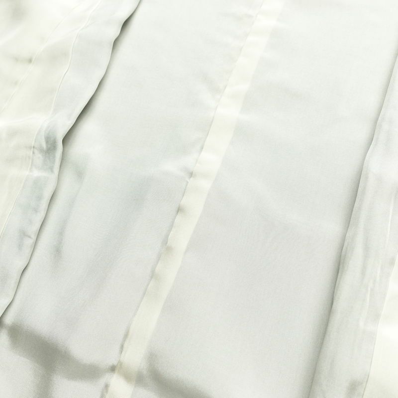 振袖 落款入り 縮緬 正絹 花柄 袷仕立て 身丈157.5cm 裄丈66.5cm リサイクル着物 着物 共八掛 成人式 二十歳 二十歳の集い フォーマル シンプル 紅葉 桜 紫・藤色_画像18