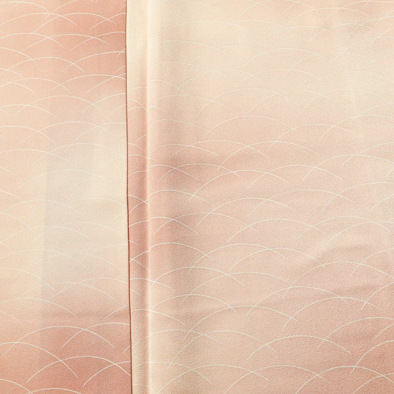 小紋 付下小紋 正絹 木の葉・植物柄 袷仕立て 身丈155.5cm 裄丈64.5cm リサイクル着物 着物 ぼかし 七五三 お宮参り 芝 フォーマル シンプル 上品 ピンク_画像6