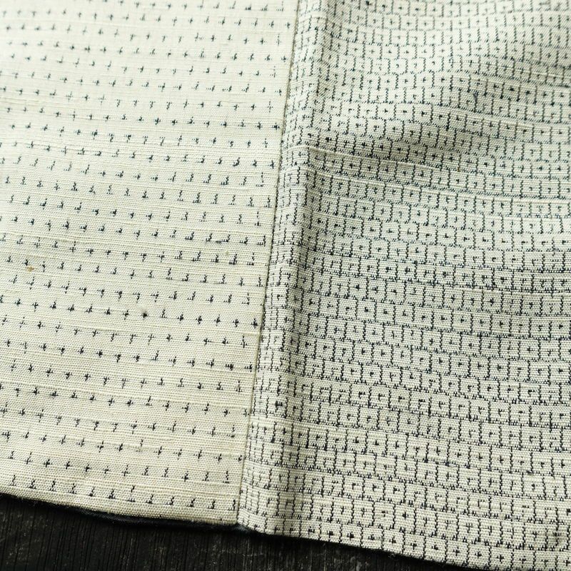 紬 正絹 チェック・格子柄 袷仕立て 身丈162.5cm 裄丈63cm リサイクル着物 着物 モダン カジュアル 白_画像11