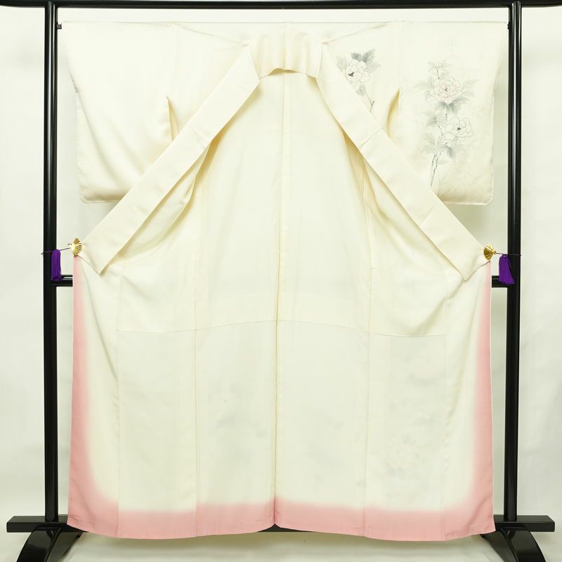 付け下げ 落款入り しつけ糸付き 正絹 花柄 袷仕立て 身丈159.5cm 裄丈67cm リサイクル着物 着物 手描き フォーマル 上品 白_画像3