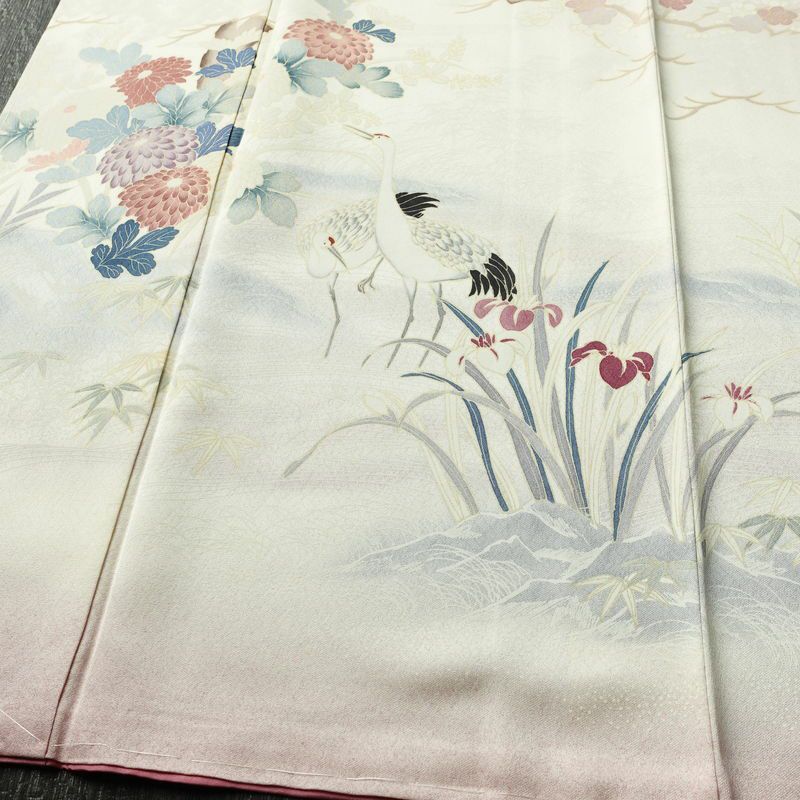 付け下げ 良品 しつけ糸付き 正絹 花柄 袷仕立て 身丈158.5cm 裄丈64cm リサイクル着物 着物 入学式 卒業式 七五三 お宮参り フォーマル 上品 ラベンダーピンク ピンク_画像4