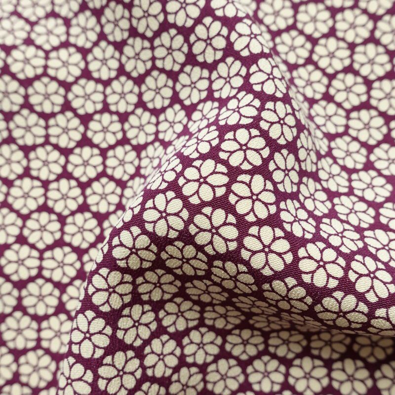 小紋 縮緬 総柄 正絹 花柄 袷仕立て 身丈167.5cm 裄丈62.5cm リサイクル着物 着物 モダン 紫・藤色_画像21