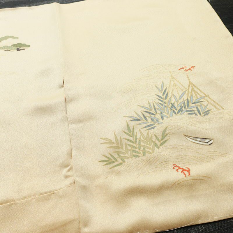 訪問着 良品 しつけ糸付き 正絹 古典柄 袷仕立て 身丈160.5cm 裄丈65cm リサイクル着物 着物 箔 金彩 入学式 卒業式 七五三 お宮参り フォーマル 上品 松 ベージュ_画像14