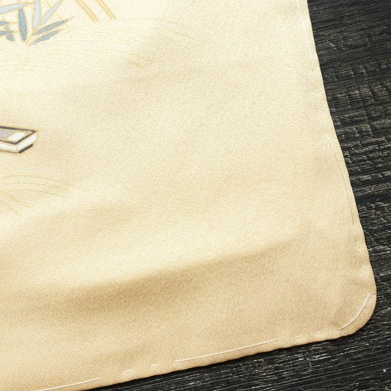 訪問着 良品 しつけ糸付き 正絹 古典柄 袷仕立て 身丈160.5cm 裄丈65cm リサイクル着物 着物 箔 金彩 入学式 卒業式 七五三 お宮参り フォーマル 上品 松 ベージュ_画像16