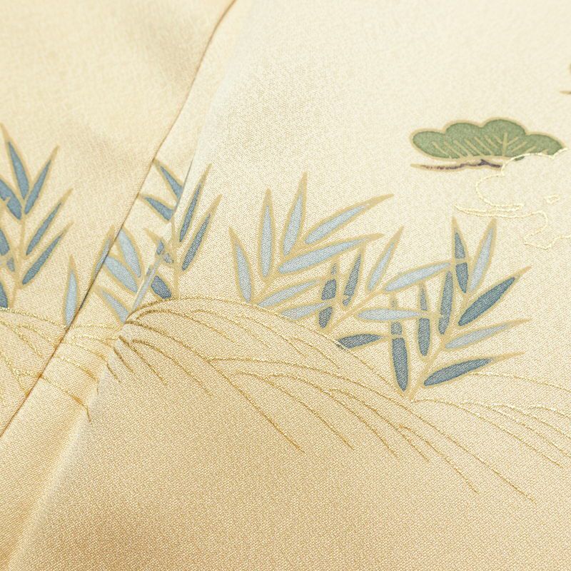 訪問着 良品 しつけ糸付き 正絹 古典柄 袷仕立て 身丈160.5cm 裄丈65cm リサイクル着物 着物 箔 金彩 入学式 卒業式 七五三 お宮参り フォーマル 上品 松 ベージュ_画像18