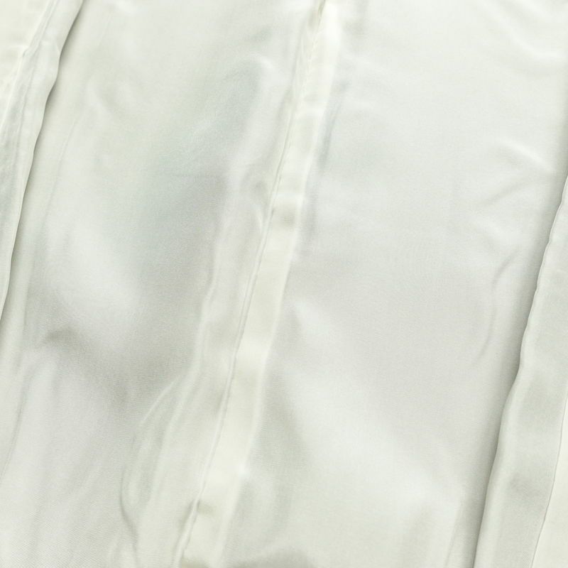 付け下げ 縮緬 絞り 正絹 木の葉・植物柄 袷仕立て 身丈160cm 裄丈66.5cm リサイクル着物 着物 刺繍 ぼかし 入学式 卒業式 七五三 お宮参り フォーマル シンプル 上品 紫・藤色_画像18