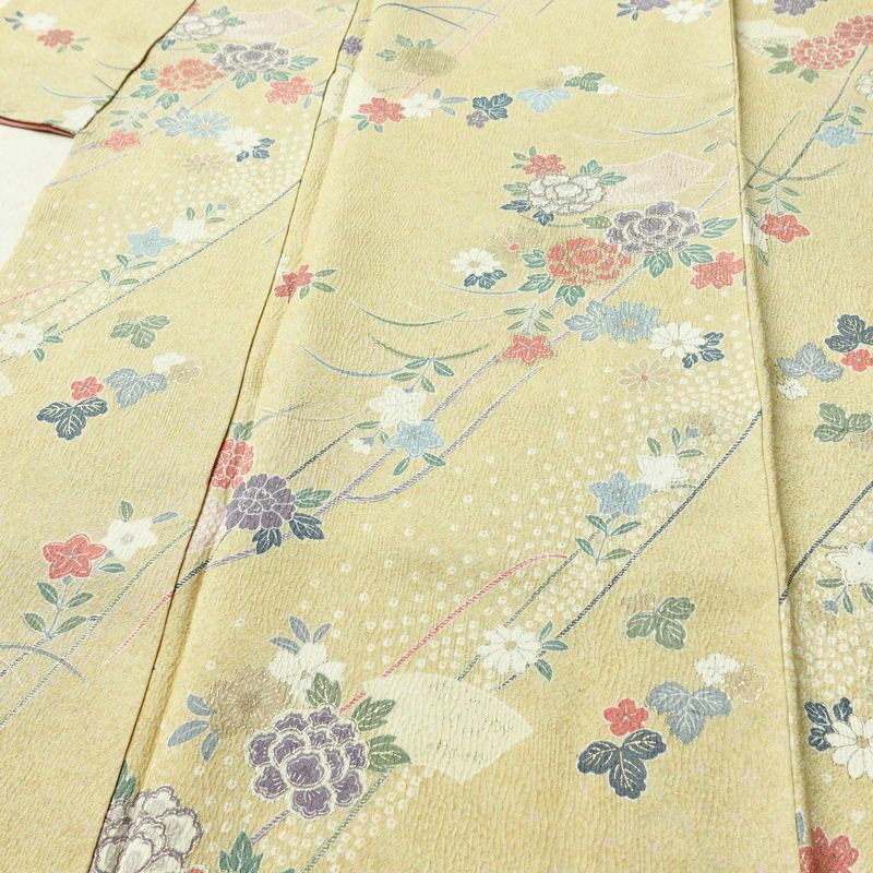 小紋 良品 正絹 花柄 袷仕立て 身丈162.5cm 裄丈67cm リサイクル着物 一部しつけ糸付き 着物 金彩 黄・黄土色_画像5