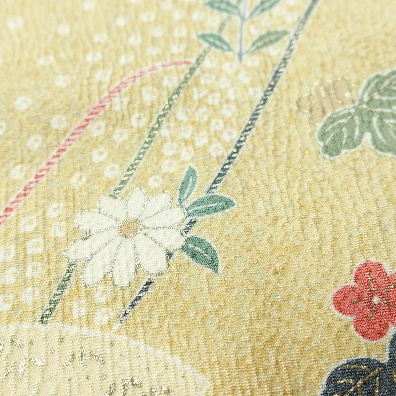 小紋 良品 正絹 花柄 袷仕立て 身丈162.5cm 裄丈67cm リサイクル着物 一部しつけ糸付き 着物 金彩 黄・黄土色_画像8