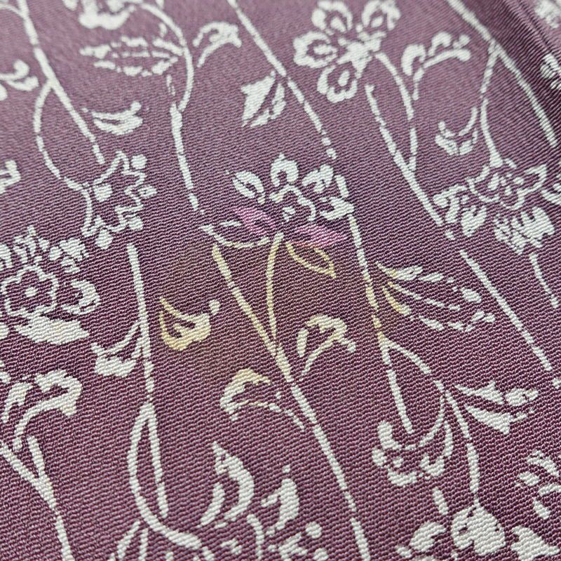 小紋 縮緬 総柄 正絹 木の葉・植物柄 袷仕立て 身丈152.5cm 裄丈64cm リサイクル着物 着物 紫・藤色_画像11