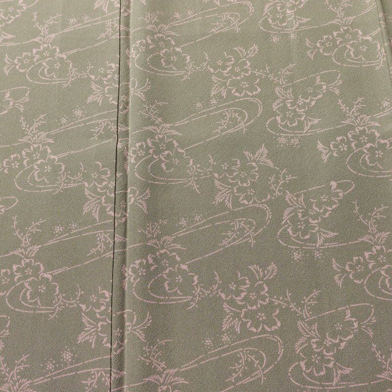 小紋 落款入り 縮緬 総柄 正絹 花柄 袷仕立て 身丈151cm 裄丈63cm リサイクル着物 着物 モダン 緑・うぐいす色_画像6