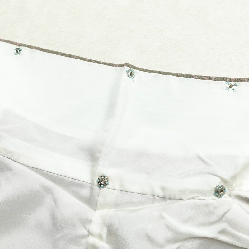 小紋 落款入り 縮緬 総柄 正絹 花柄 袷仕立て 身丈151cm 裄丈63cm リサイクル着物 着物 モダン 緑・うぐいす色_画像19