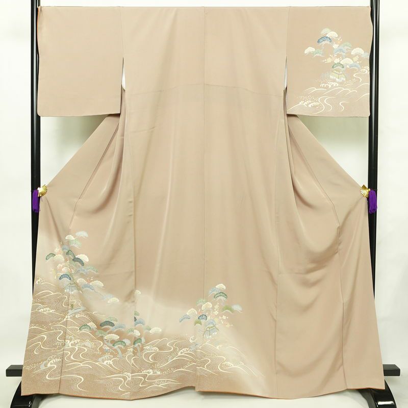 付け下げ 良品 縮緬 正絹 風景柄 袷仕立て 身丈164.5cm 裄丈70.5cm ゆったりサイズ ワイド リサイクル着物 着物 箔 金彩 入学式 卒業式 七五三 お宮参り フォーマル 上品 ベージュ_画像1