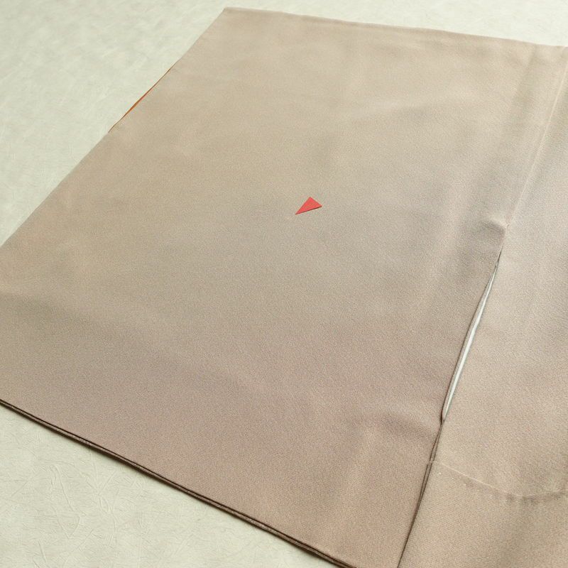 付け下げ 良品 縮緬 正絹 風景柄 袷仕立て 身丈164.5cm 裄丈70.5cm ゆったりサイズ ワイド リサイクル着物 着物 箔 金彩 入学式 卒業式 七五三 お宮参り フォーマル 上品 ベージュ_画像18