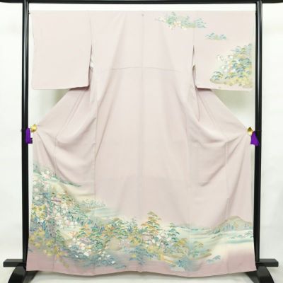 訪問着 美品 しつけ糸付き 縮緬 一つ紋付き 正絹 風景柄 袷仕立て 身丈164cm 裄丈67cm リサイクル着物 着物 共八掛 入学式 卒業式 七五三 お宮参り フォーマル 上品 紅葉 松 桜 紫・藤色