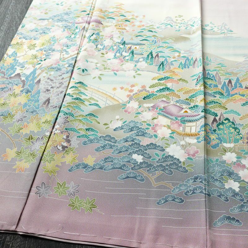 訪問着 美品 しつけ糸付き 縮緬 一つ紋付き 正絹 風景柄 袷仕立て 身丈164cm 裄丈67cm リサイクル着物 着物 共八掛 入学式 卒業式 七五三 お宮参り フォーマル 上品 紅葉 松 桜 紫・藤色_画像4