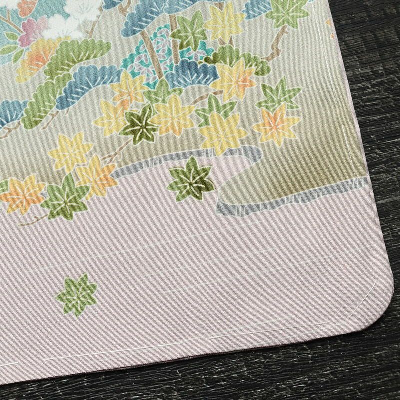 訪問着 美品 しつけ糸付き 縮緬 一つ紋付き 正絹 風景柄 袷仕立て 身丈164cm 裄丈67cm リサイクル着物 着物 共八掛 入学式 卒業式 七五三 お宮参り フォーマル 上品 紅葉 松 桜 紫・藤色_画像16