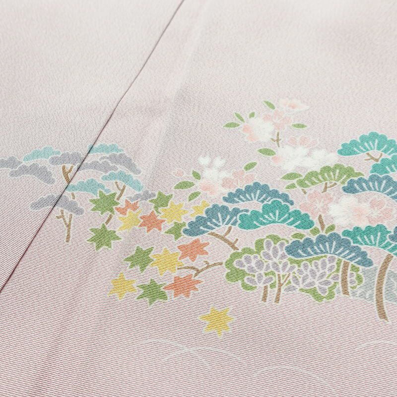 訪問着 美品 しつけ糸付き 縮緬 一つ紋付き 正絹 風景柄 袷仕立て 身丈164cm 裄丈67cm リサイクル着物 着物 共八掛 入学式 卒業式 七五三 お宮参り フォーマル 上品 紅葉 松 桜 紫・藤色_画像18