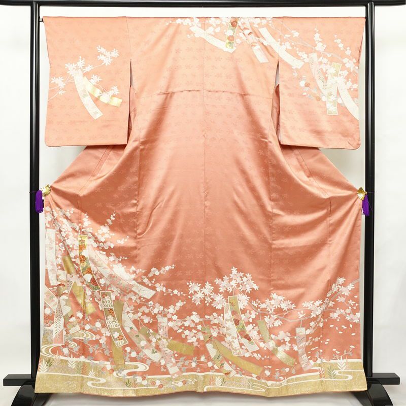 訪問着 良品 金駒刺繍 綸子 正絹 古典柄 袷仕立て 身丈163.5cm 裄丈67cm リサイクル着物 着物 箔 共八掛 入学式 卒業式 七五三 パーティー お宮参り フォーマル 華やか 菊 桜 ピンク_画像1