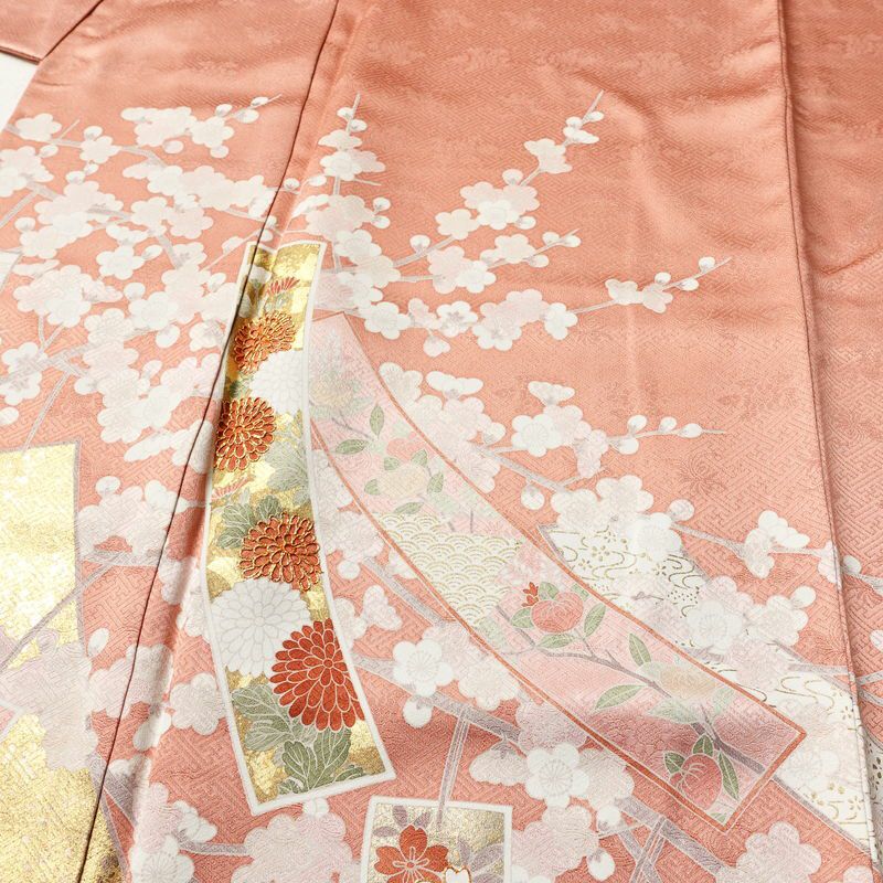 訪問着 良品 金駒刺繍 綸子 正絹 古典柄 袷仕立て 身丈163.5cm 裄丈67cm リサイクル着物 着物 箔 共八掛 入学式 卒業式 七五三 パーティー お宮参り フォーマル 華やか 菊 桜 ピンク_画像5
