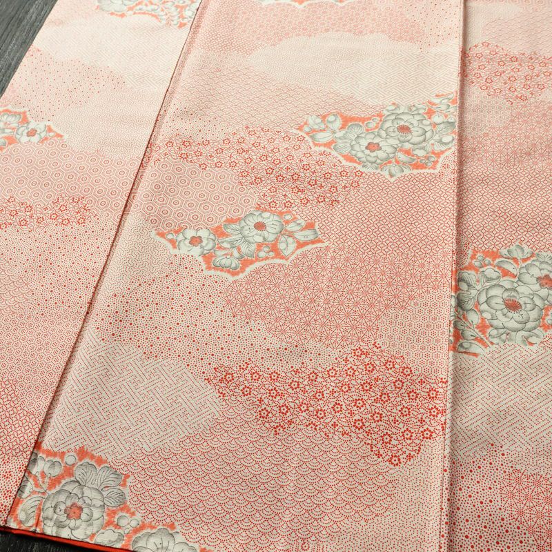 小紋 総柄 正絹 花柄 袷仕立て 身丈156.5cm 裄丈65cm リサイクル着物 着物 紬地 赤・朱_画像4