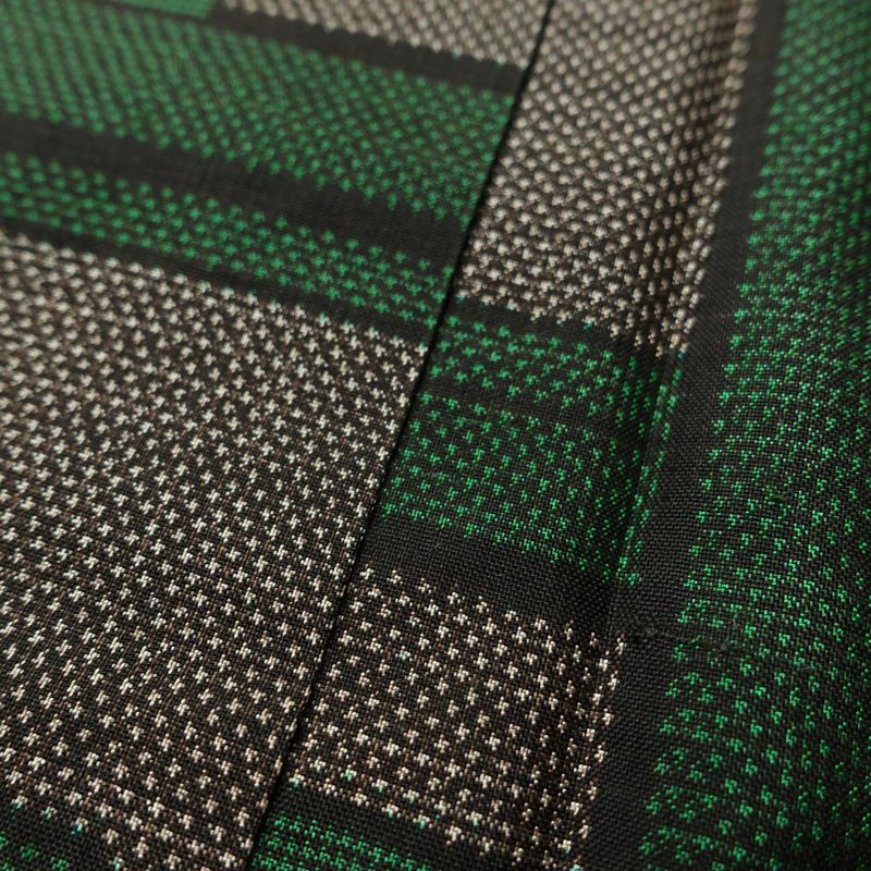 紬 正絹 幾何学柄・抽象柄 袷仕立て 身丈157.5cm 裄丈64.5cm リサイクル着物 着物 カジュアル 茶_画像10