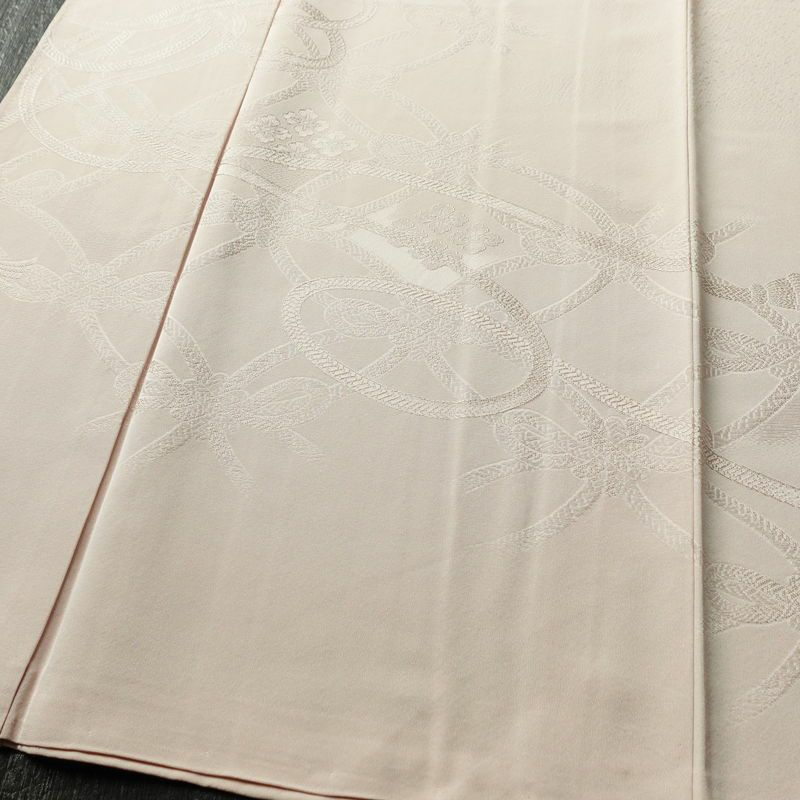 色無地 裾模様あり 一つ紋付き 正絹 古典柄 袷仕立て 身丈153.5cm 裄丈65cm リサイクル着物 着物 入学式 卒業式 七五三 お宮参り フォーマル シンプル 上品 ピンク_画像4