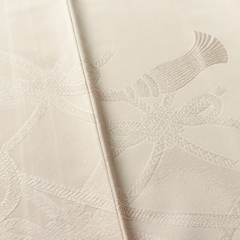 色無地 裾模様あり 一つ紋付き 正絹 古典柄 袷仕立て 身丈153.5cm 裄丈65cm リサイクル着物 着物 入学式 卒業式 七五三 お宮参り フォーマル シンプル 上品 ピンク_画像10