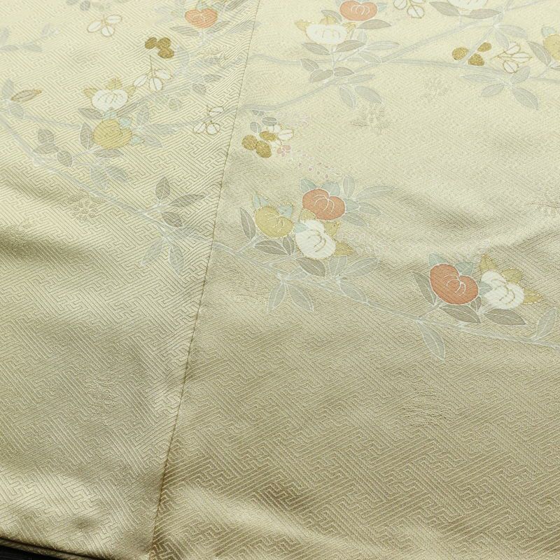 訪問着 綸子 金駒刺繍 一つ紋付き 正絹 木の葉・植物柄 袷仕立て 身丈161.5cm 裄丈65.5cm リサイクル着物 着物 箔 共八掛 入学式 卒業式 七五三 パーティー お宮参り フォーマル 雪輪 萩 ベージュ 緑・うぐいす色_画像12