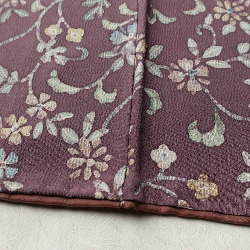 小紋 縮緬 総柄 正絹 花柄 袷仕立て 身丈155cm 裄丈65.5cm リサイクル着物 着物 紫・藤色_画像12
