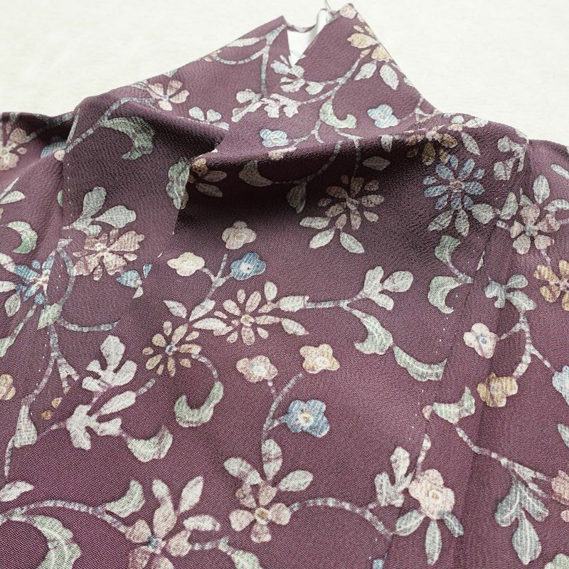 小紋 縮緬 総柄 正絹 花柄 袷仕立て 身丈155cm 裄丈65.5cm リサイクル着物 着物 紫・藤色_画像17