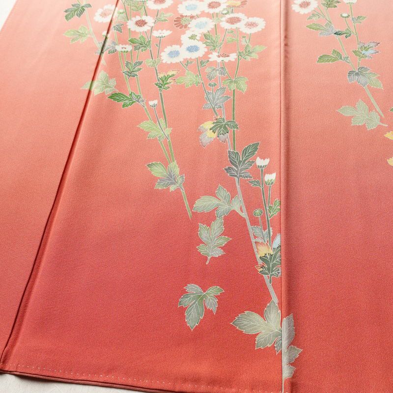 訪問着 落款入り 縮緬 一つ紋付き 正絹 花柄 袷仕立て 身丈156.5cm 裄丈63cm リサイクル着物 着物 作家物 共八掛 パーティー フォーマル 菊 ピンク_画像4
