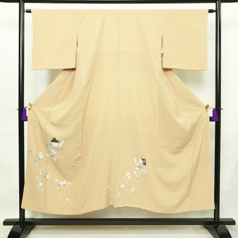 訪問着 縮緬 正絹 人物・動物柄 袷仕立て 身丈148cm 裄丈63cm リサイクル着物 着物 フォーマル シンプル 粋 ベージュ_画像1