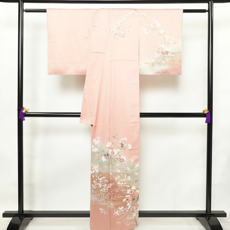 訪問着 良品 正絹 花柄 袷仕立て 身丈159.5cm 裄丈63.5cm リサイクル着物 一部しつけ糸付き 着物 箔 入学式 卒業式 七五三 お宮参り フォーマル ピンク_画像2