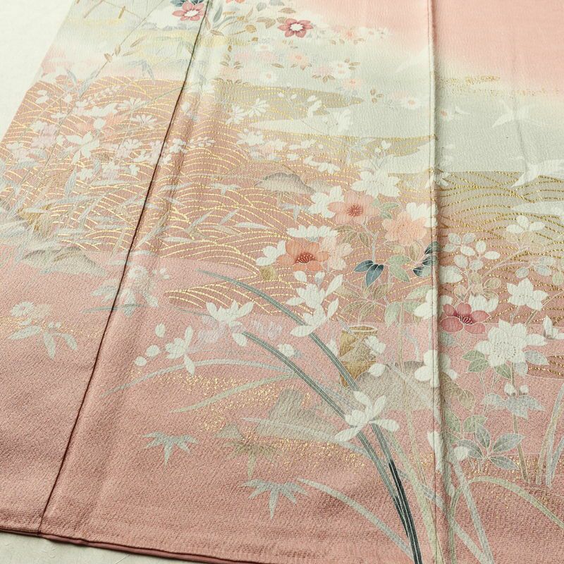 訪問着 良品 正絹 花柄 袷仕立て 身丈159.5cm 裄丈63.5cm リサイクル着物 一部しつけ糸付き 着物 箔 入学式 卒業式 七五三 お宮参り フォーマル ピンク_画像4