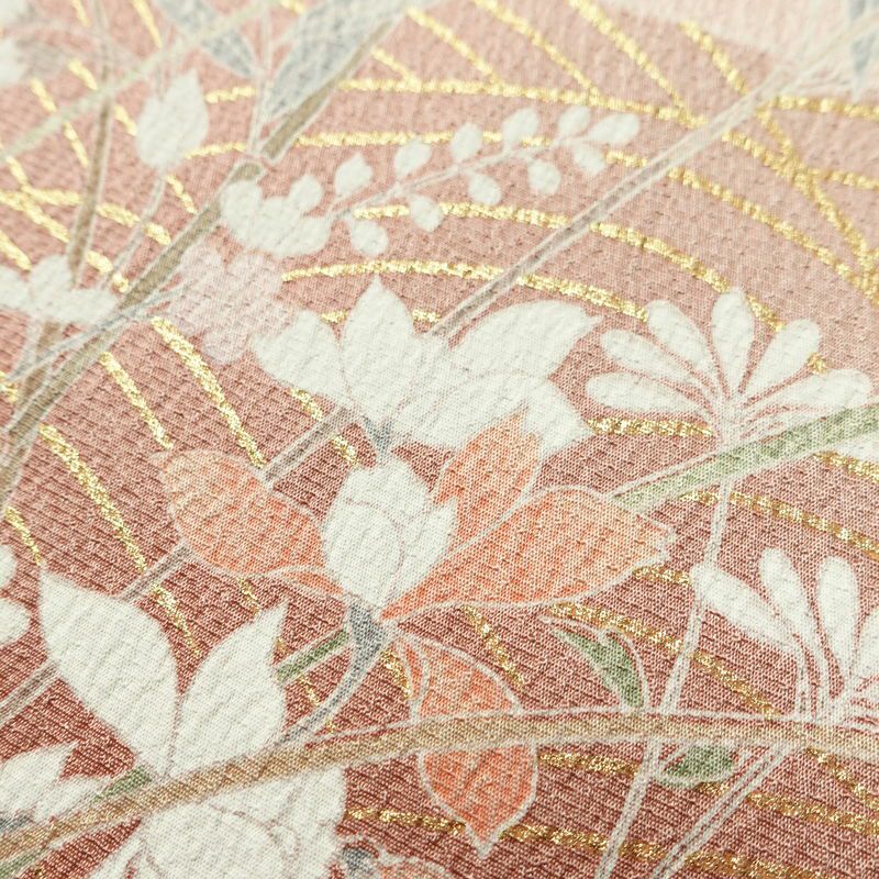 訪問着 良品 正絹 花柄 袷仕立て 身丈159.5cm 裄丈63.5cm リサイクル着物 一部しつけ糸付き 着物 箔 入学式 卒業式 七五三 お宮参り フォーマル ピンク_画像10