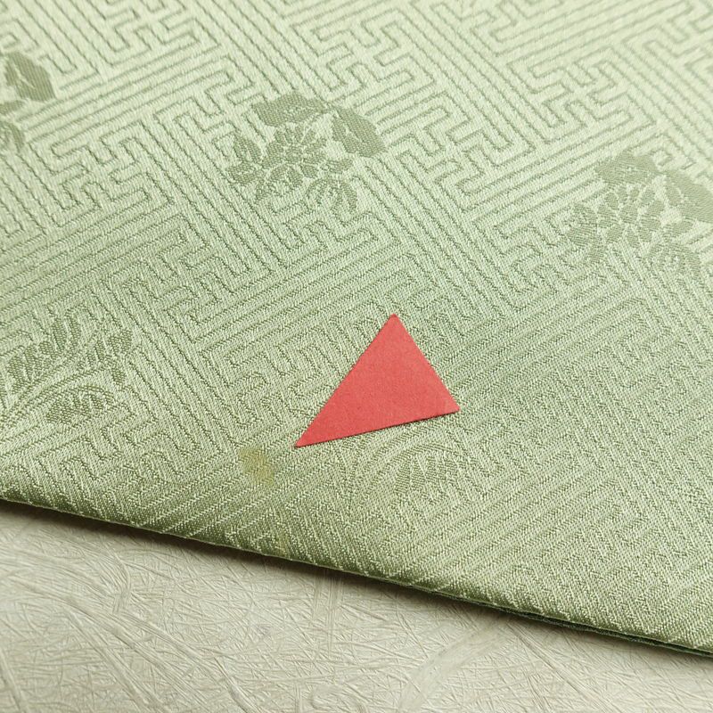 訪問着 綸子 正絹 花柄 袷仕立て 身丈165cm 裄丈66.5cm リサイクル着物 着物 箔 金彩 入学式 卒業式 七五三 お宮参り フォーマル 上品 菊 緑・うぐいす色_画像19