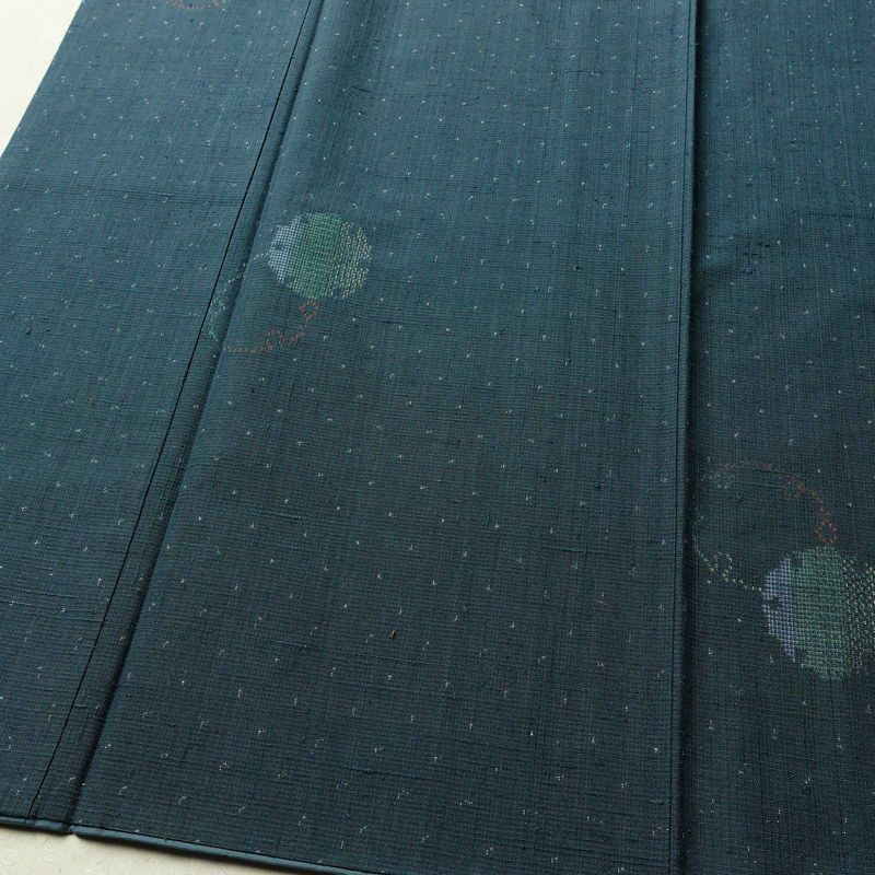紬 正絹 古典柄 袷仕立て 身丈162.5cm 裄丈67cm リサイクル着物 着物 カジュアル 紬地 青・紺_画像4