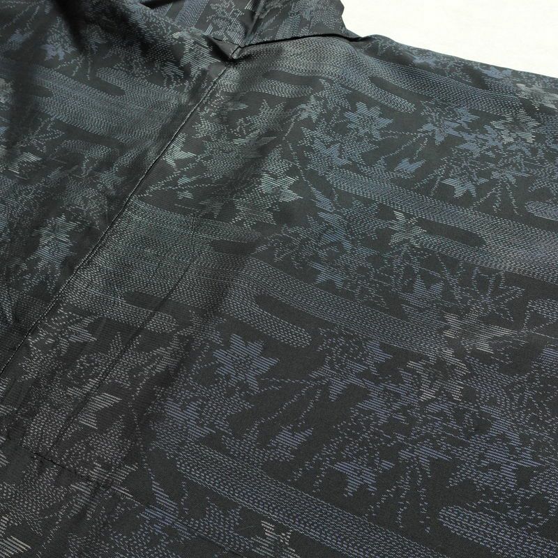 大島紬 証紙なし 正絹 木の葉・植物柄 袷仕立て 身丈161cm 裄丈67cm リサイクル着物 着物 青・紺_画像12