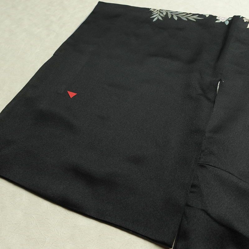 訪問着 一つ紋付き 正絹 花柄 袷仕立て 身丈165.5cm 裄丈66cm リサイクル着物 着物 箔 結婚式 パーティー フォーマル 華やか 黒_画像18