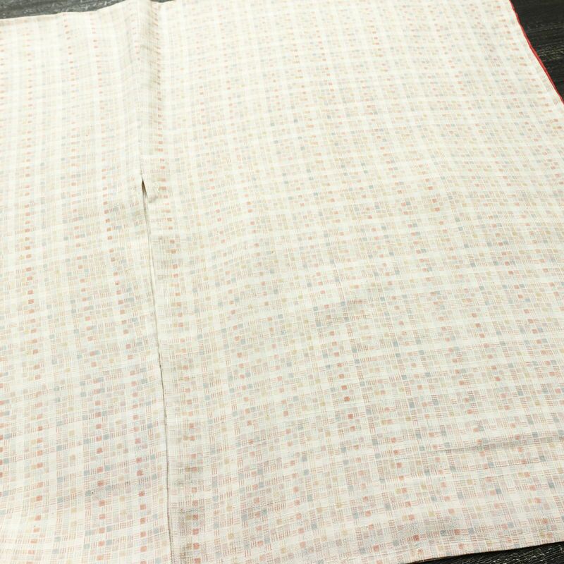 紬 つむぎ着物 正絹 チェック・格子柄 袷仕立て 身丈157.5cm 裄丈66cm リサイクル着物 着物 モダン 白_画像14