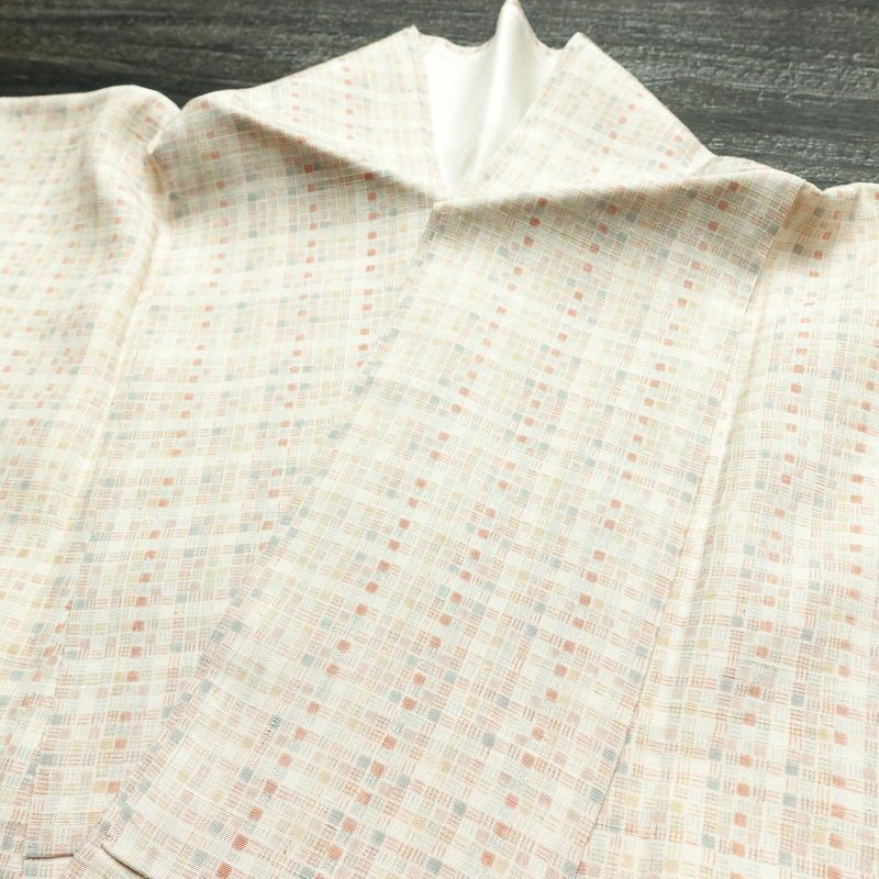紬 つむぎ着物 正絹 チェック・格子柄 袷仕立て 身丈157.5cm 裄丈66cm リサイクル着物 着物 モダン 白_画像17