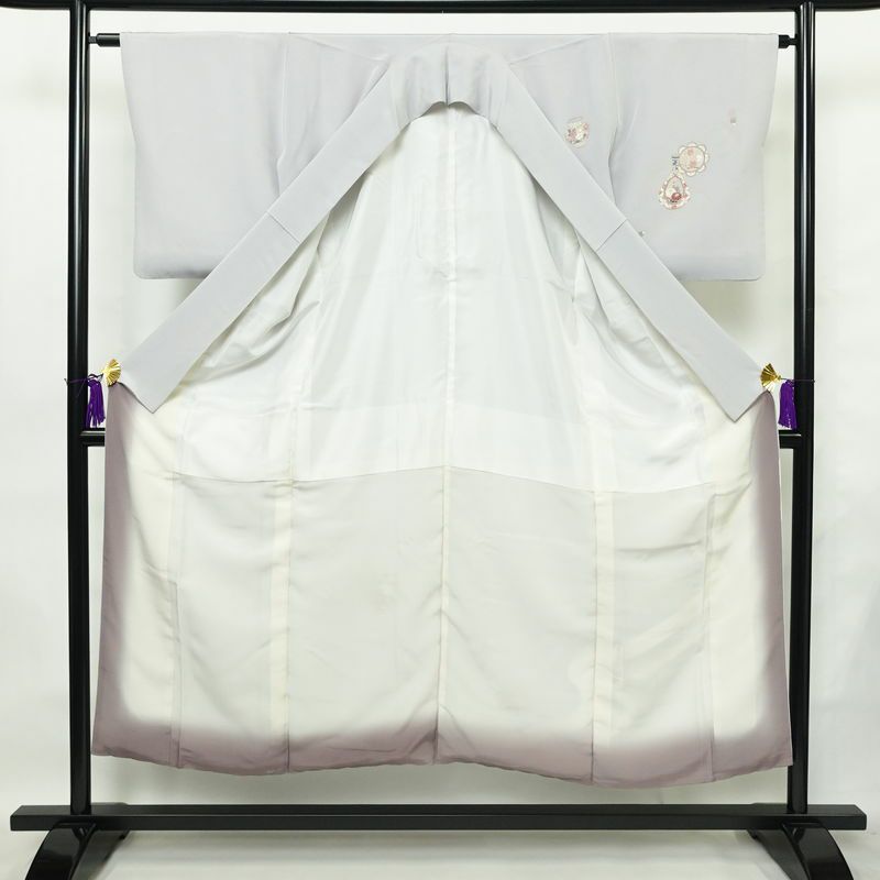 付け下げ 縮緬 正絹 古典柄 袷仕立て 身丈149cm 裄丈63cm リサイクル着物 着物 入学式 卒業式 七五三 お宮参り フォーマル シンプル 上品 グレー_画像3