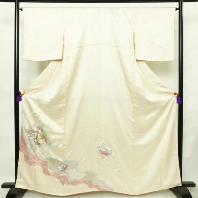 訪問着 絞り 綸子 一つ紋付き 正絹 古典柄 袷仕立て 身丈162.5cm 裄丈66cm リサイクル着物 着物 箔 入学式 卒業式 七五三 お宮参り フォーマル 上品 扇子 クリーム
