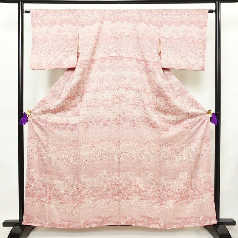 付け下げ 総柄 正絹 古典柄 袷仕立て 身丈159.5cm 裄丈62.5cm リサイクル着物 着物 ピンク_画像1