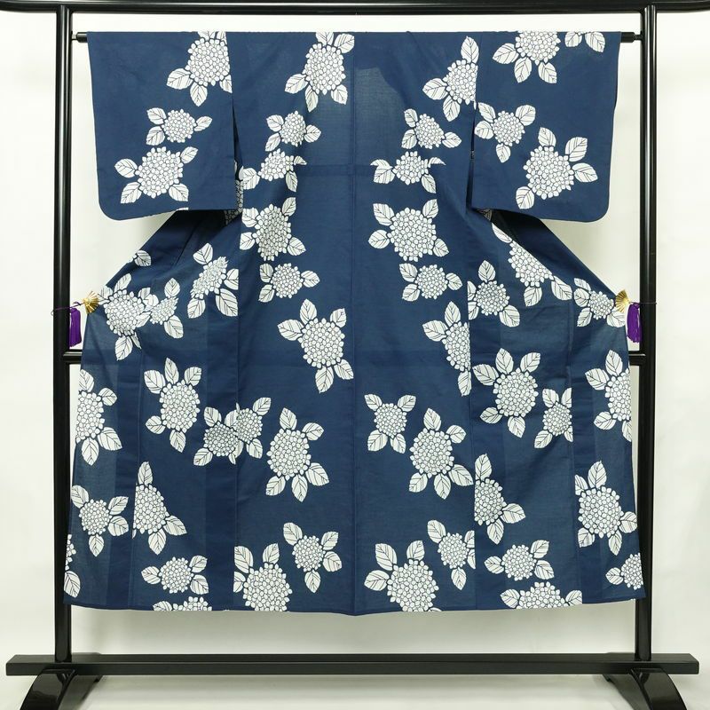 浴衣 バチ衿仕立て 紫陽花 綿 花柄 単衣仕立て 身丈146cm 裄丈64cm シンプル 夏用 青・紺_画像1