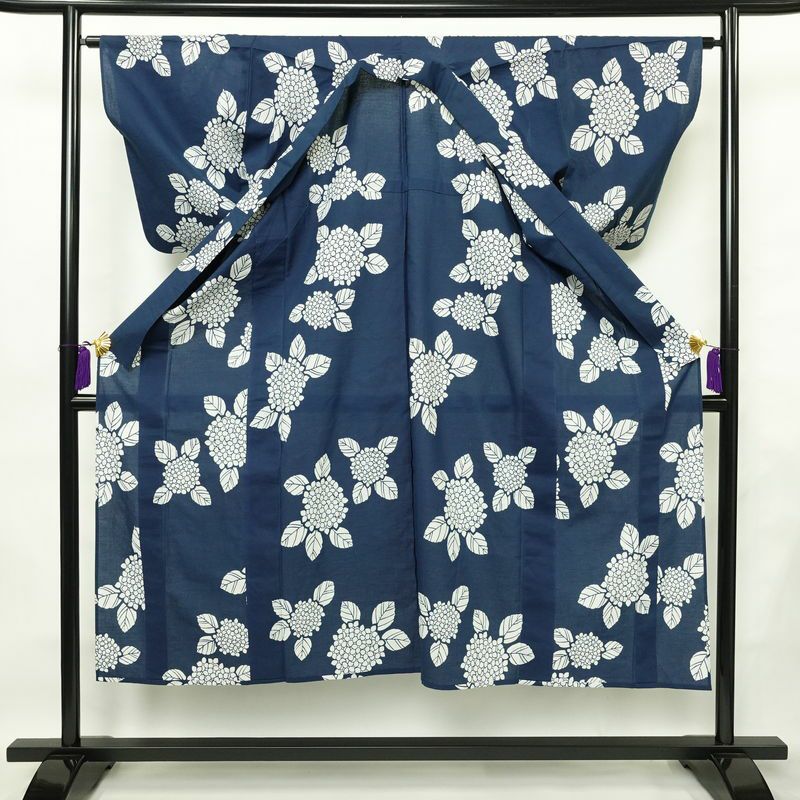 浴衣 バチ衿仕立て 紫陽花 綿 花柄 単衣仕立て 身丈146cm 裄丈64cm シンプル 夏用 青・紺_画像3
