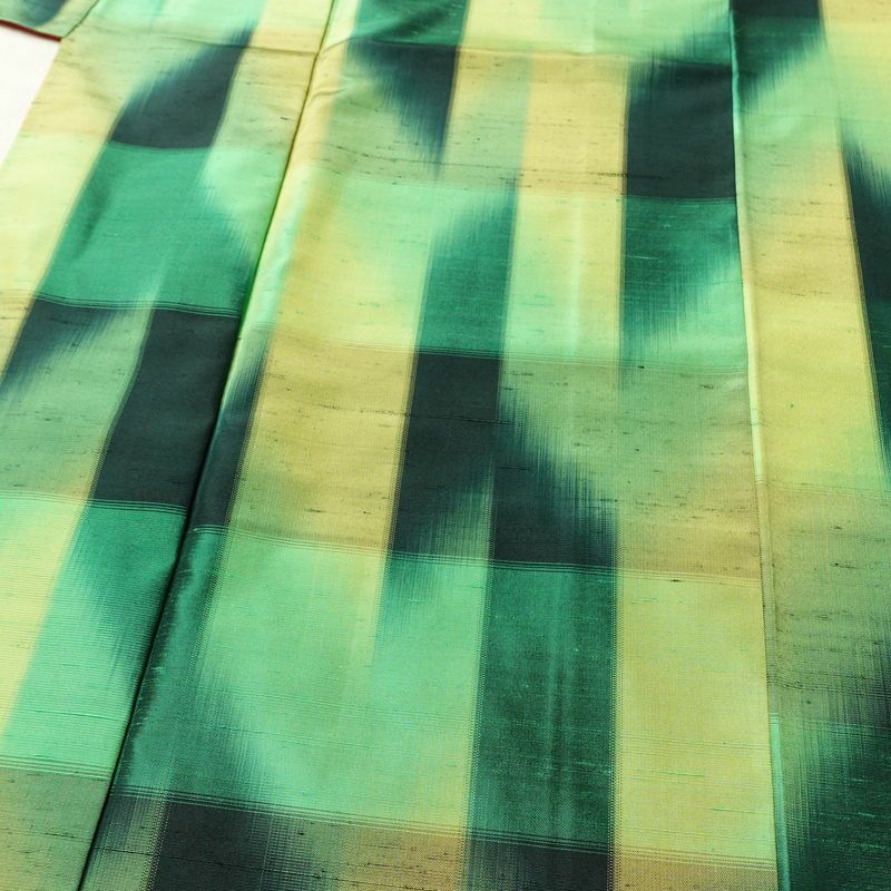 紬 正絹 チェック・格子柄 袷仕立て 身丈155cm 裄丈63cm リサイクル着物 着物 つむぎ モダン 緑・うぐいす色_画像5